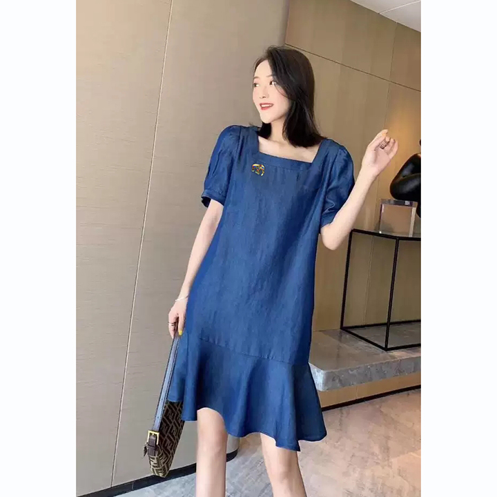 ĐẦM JEAN SUÔNG ĐUÔI CÁ CỔ CHỮ U TAY PHỒNG